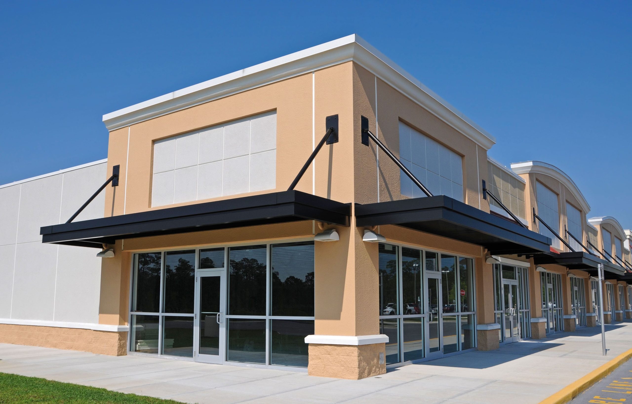 Durable commercial awning installation in Toledo